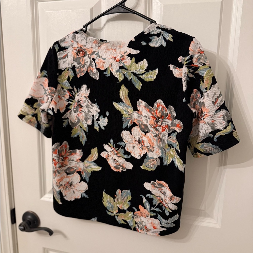 Forever21 Floral Black Women's Top